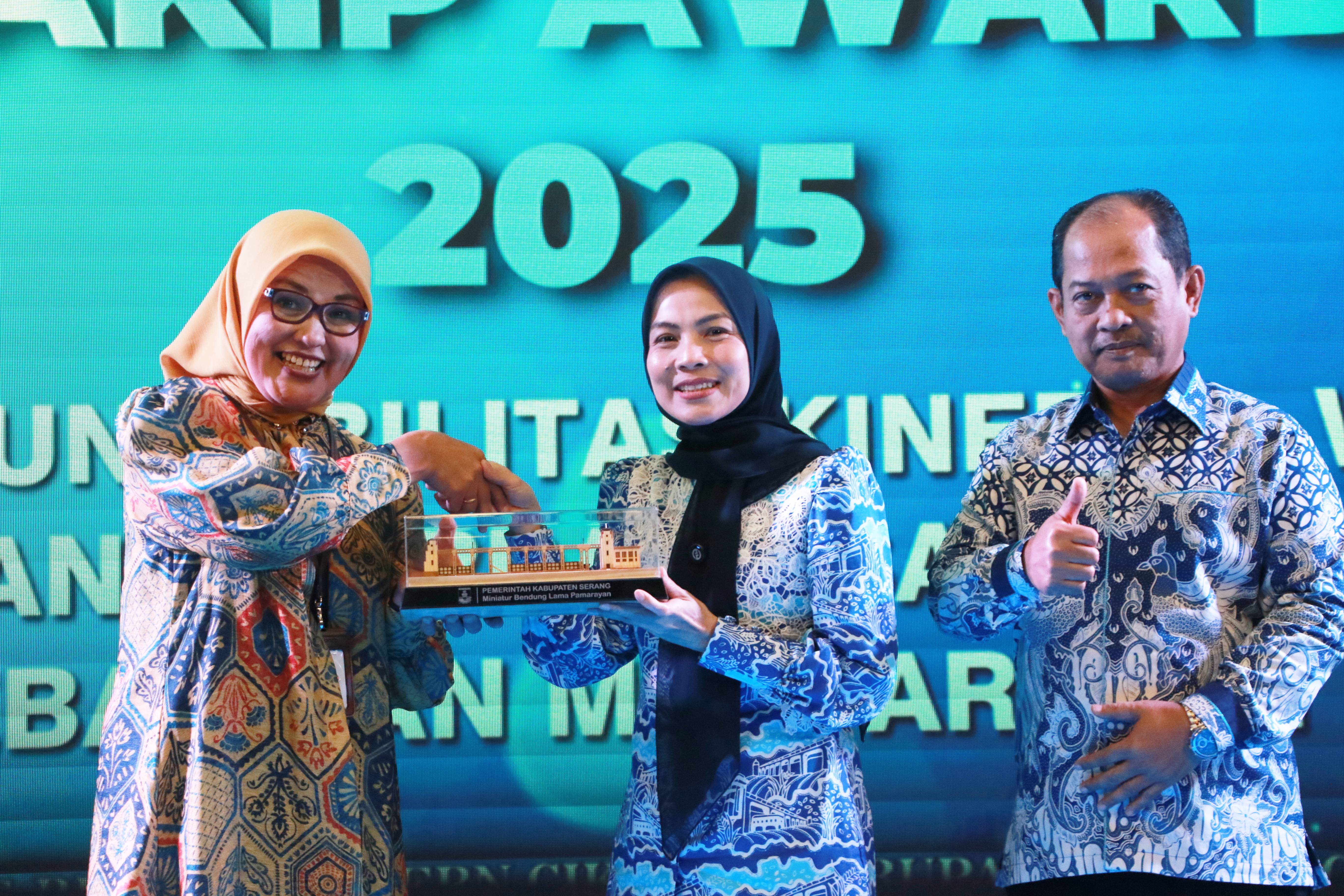 apresiasi-sakip-award-2025-kemenpan-rb-dorong-pemkab-serang-tingkatkan-penilaian