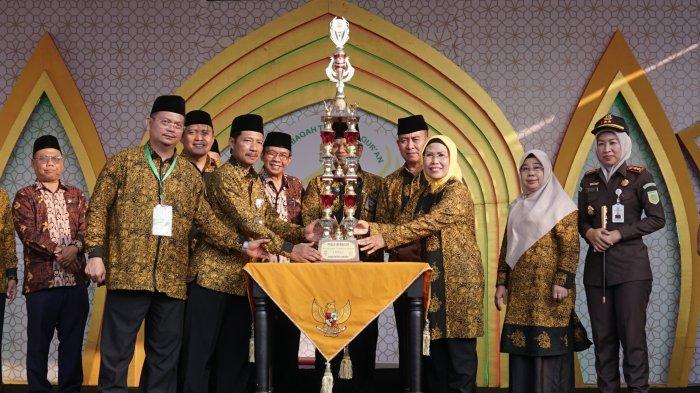 bupati-serang-buka-mtq-ke-54-tingkat-kabupaten-di-pantai-florida