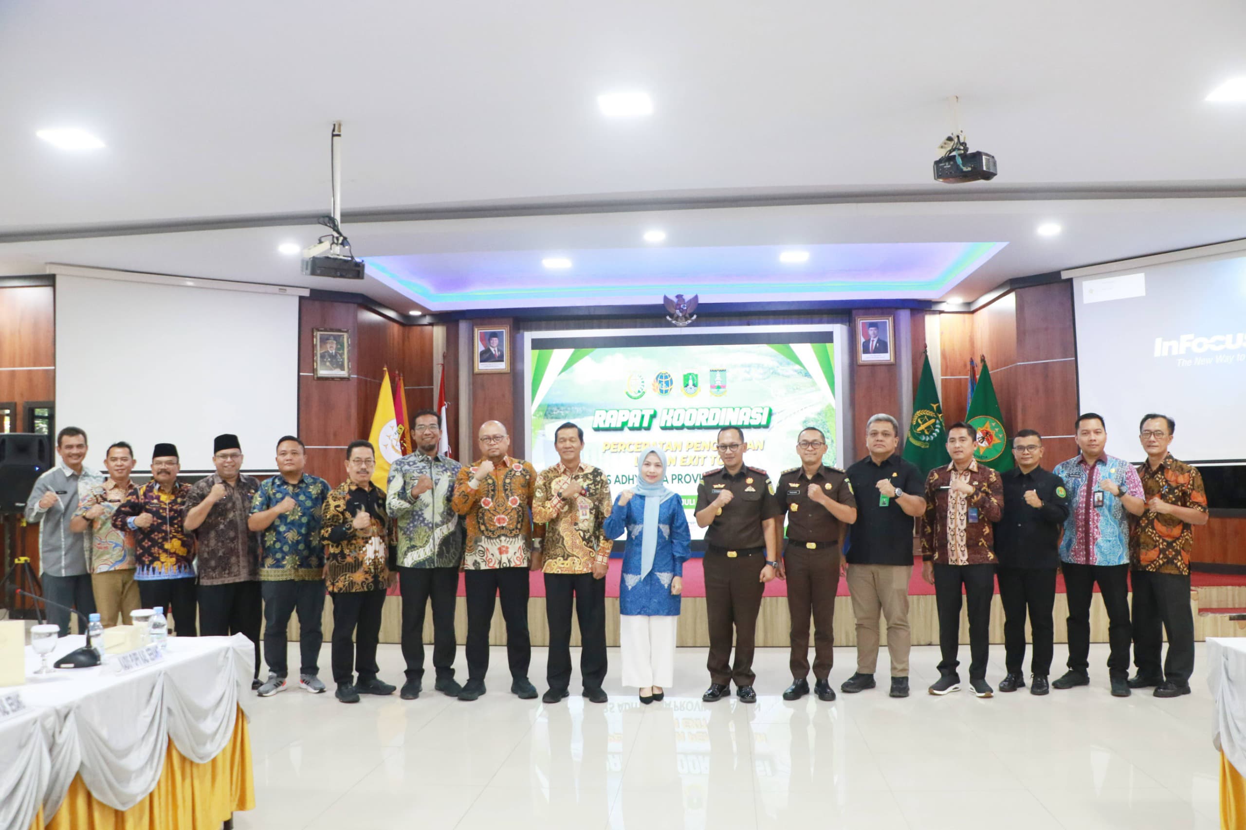 bupati-serang-ratu-zakiyah-support-percepatan-pengadaan-lahan-exit-tol-rs-adhyaksa