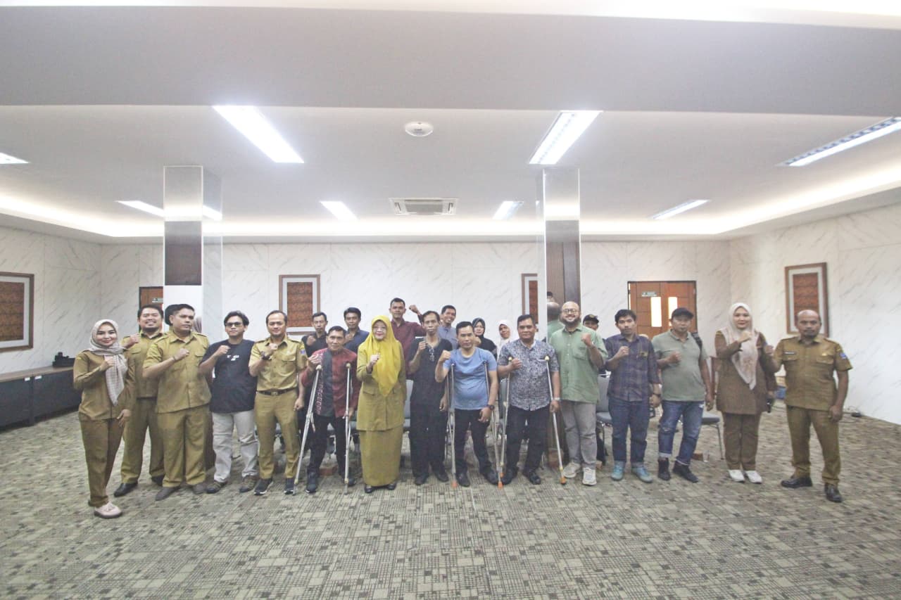 disnakertrans-kabupaten-serang-latih-16-penyandang-disabilitas-jadi-barista
