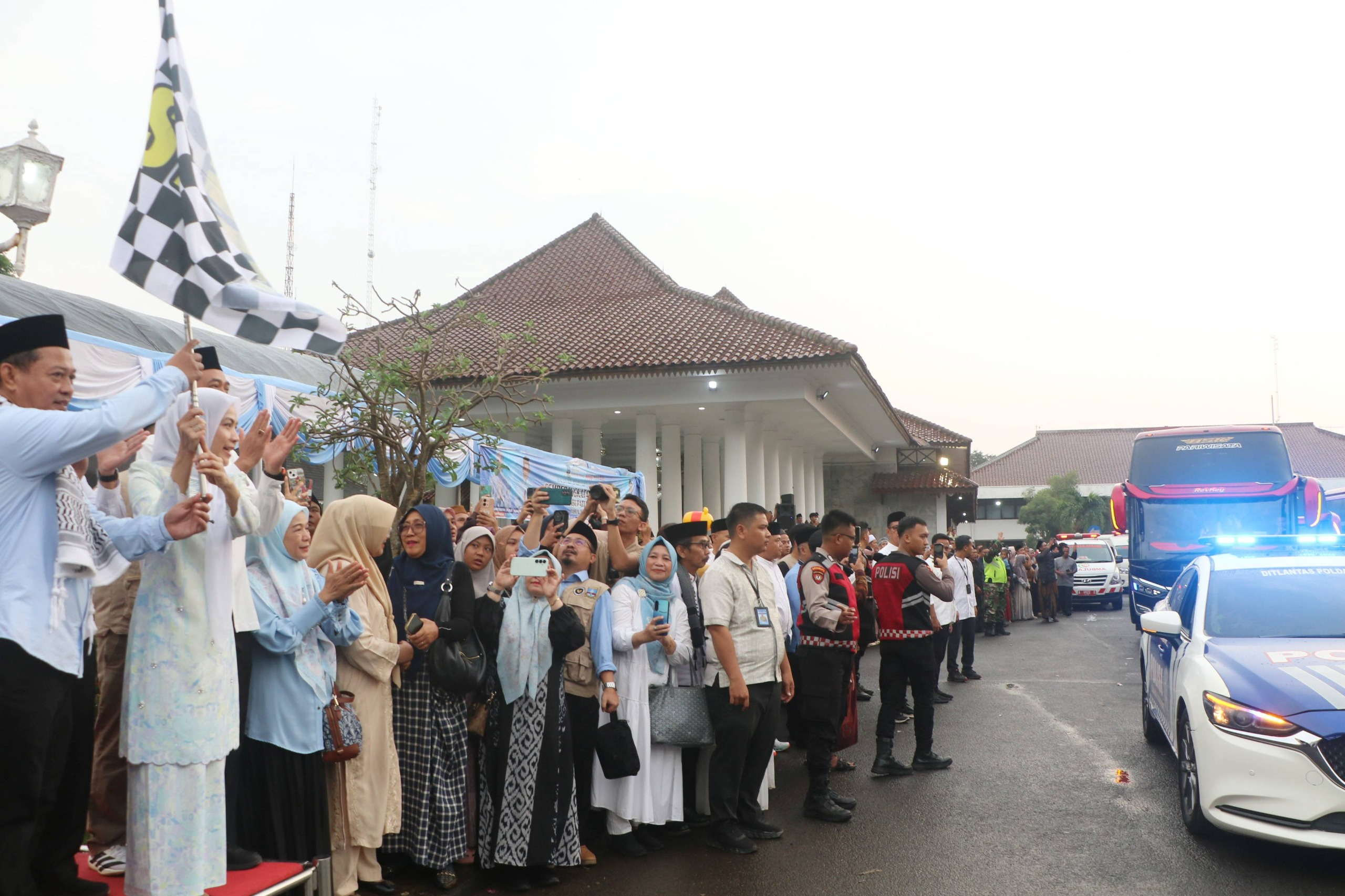 lepas-388-jemaah-calon-haji-pesan-bupati-serang-jaga-akhlakul-karimah