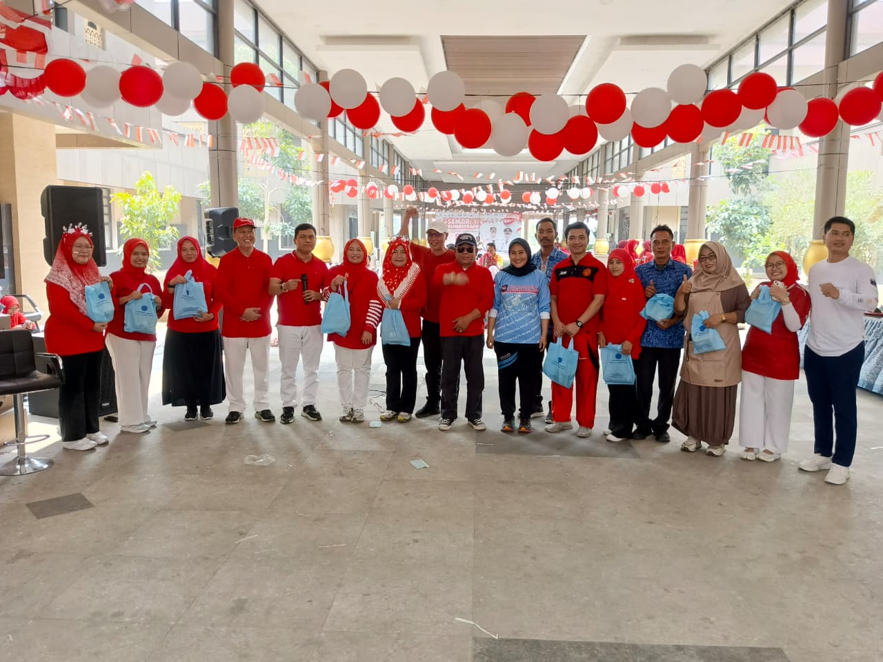 meriah-asn-pemkab-serang-antusias-ikuti-lomba-peringatan-hut-ke-81-ri