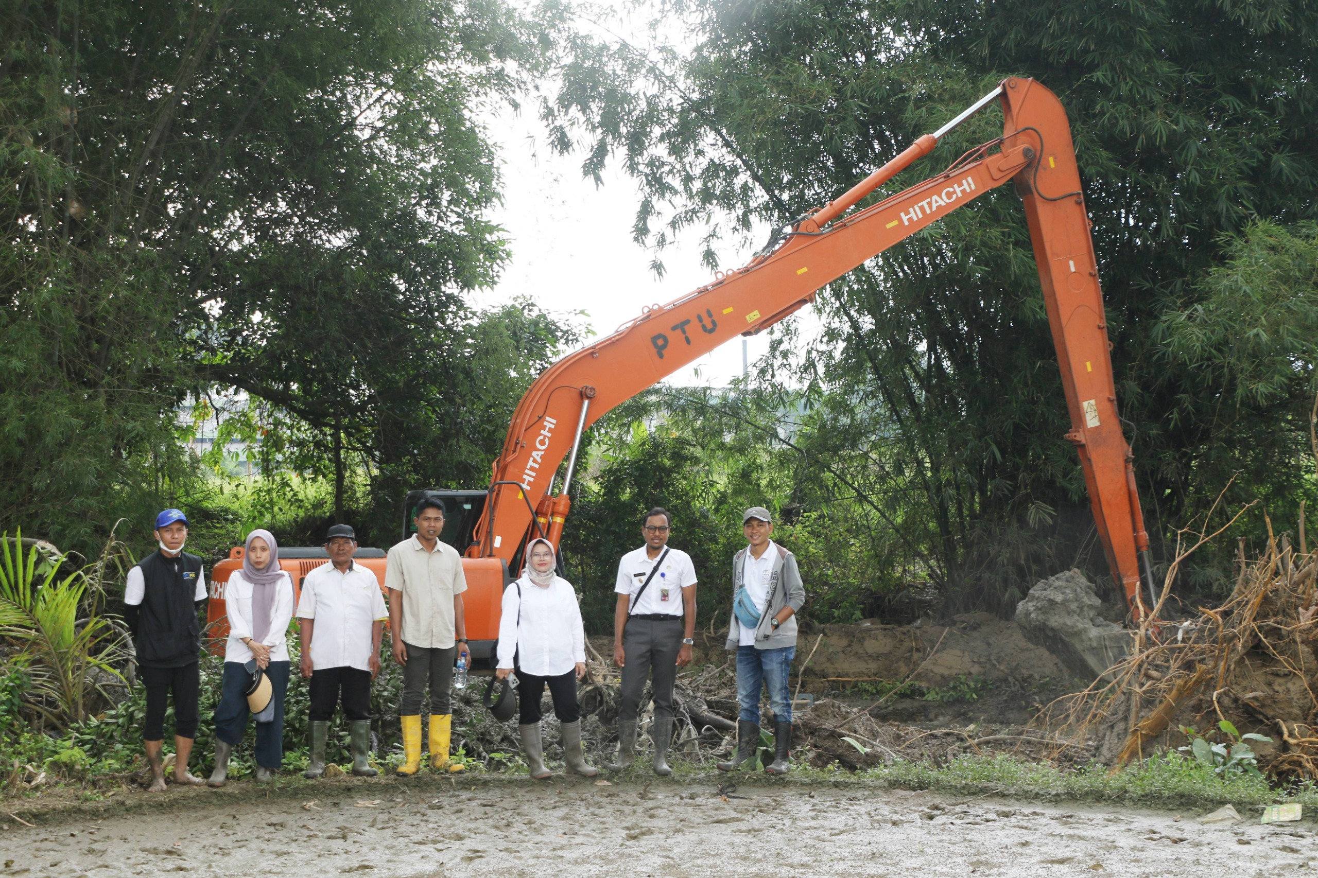 minimalisir-banjir-dpupr-kabupaten-serang-normalisasi-sungai-cikambuy-kibin