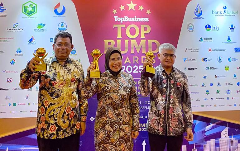 perumda-tirta-al-bantani-kembali-raih-prestasi-pada-ajang-top-bumd-awards-2025