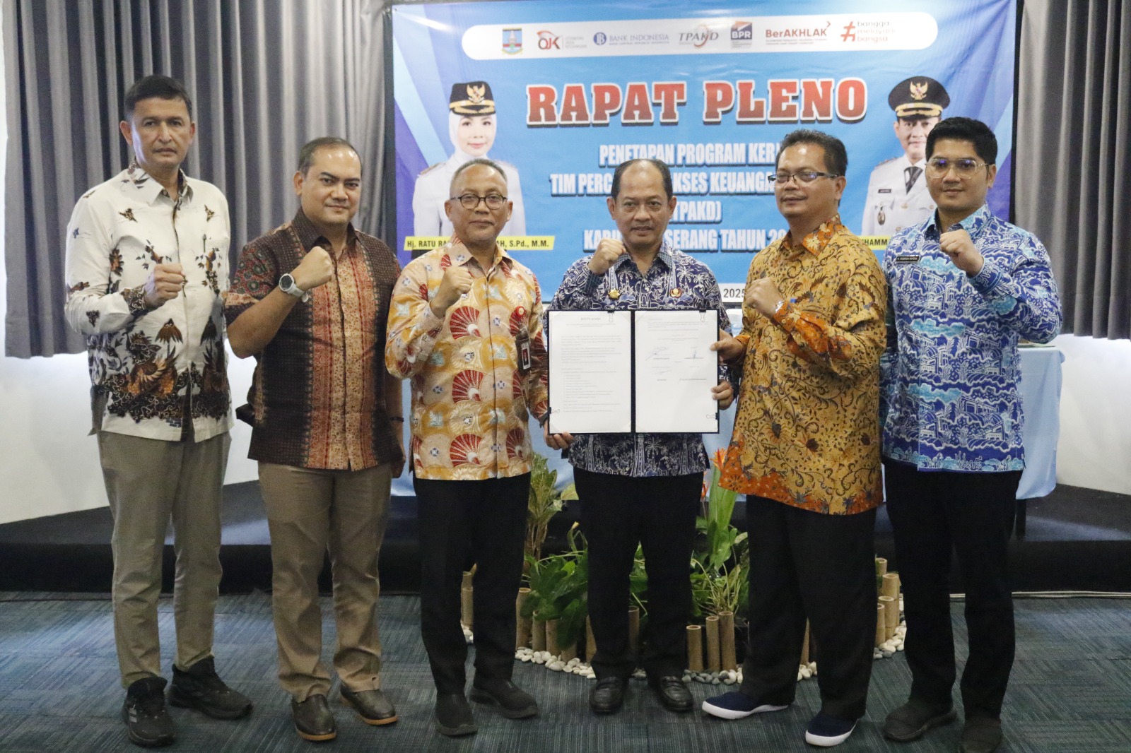 rapat-pleno-tpakd-kabupaten-serang-tetapkan-9-program-kerja