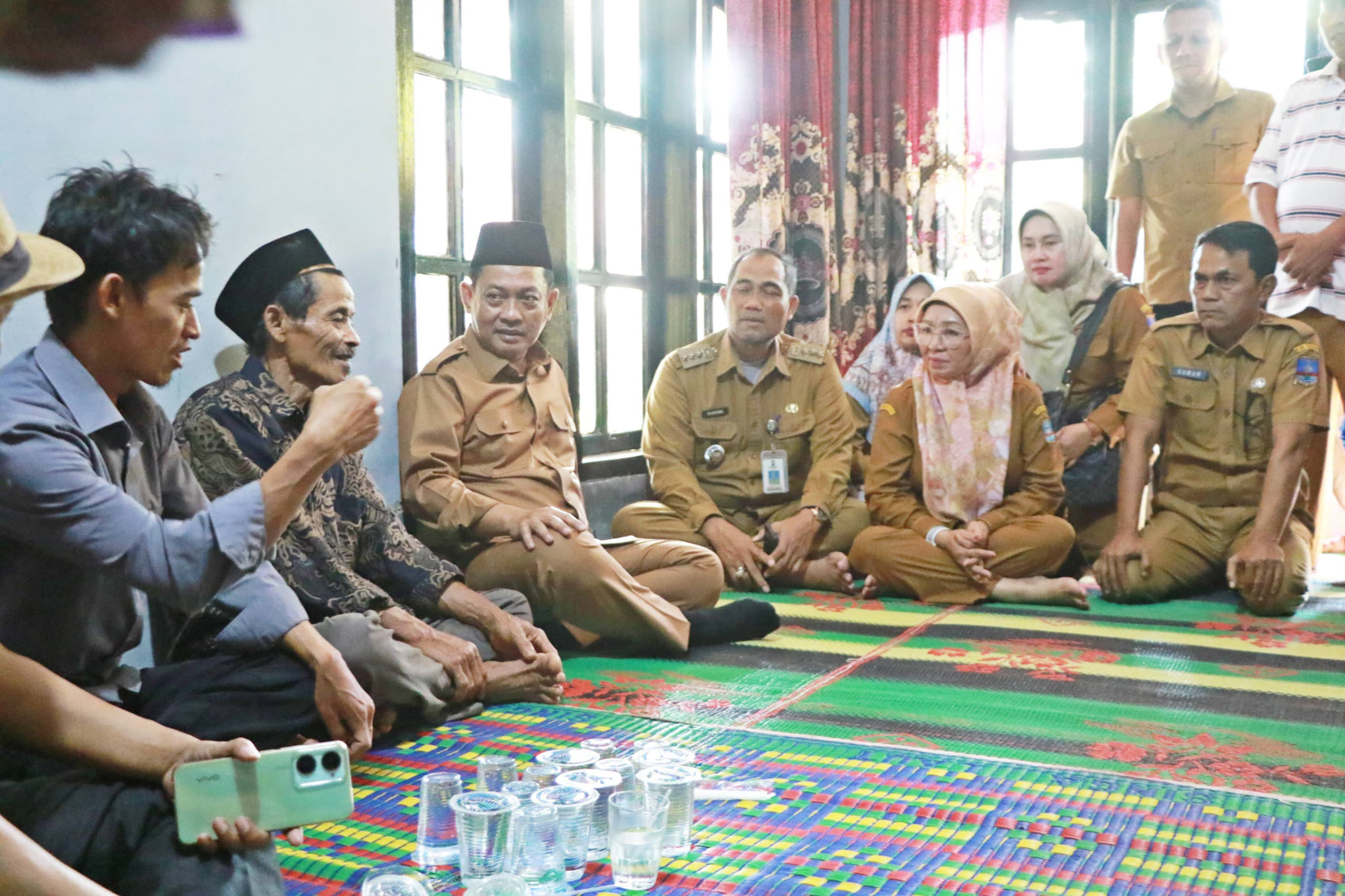 takziah-wabup-najib-hamas-harap-kejadian-alm-pegawai-bri-link-yang-terakhir