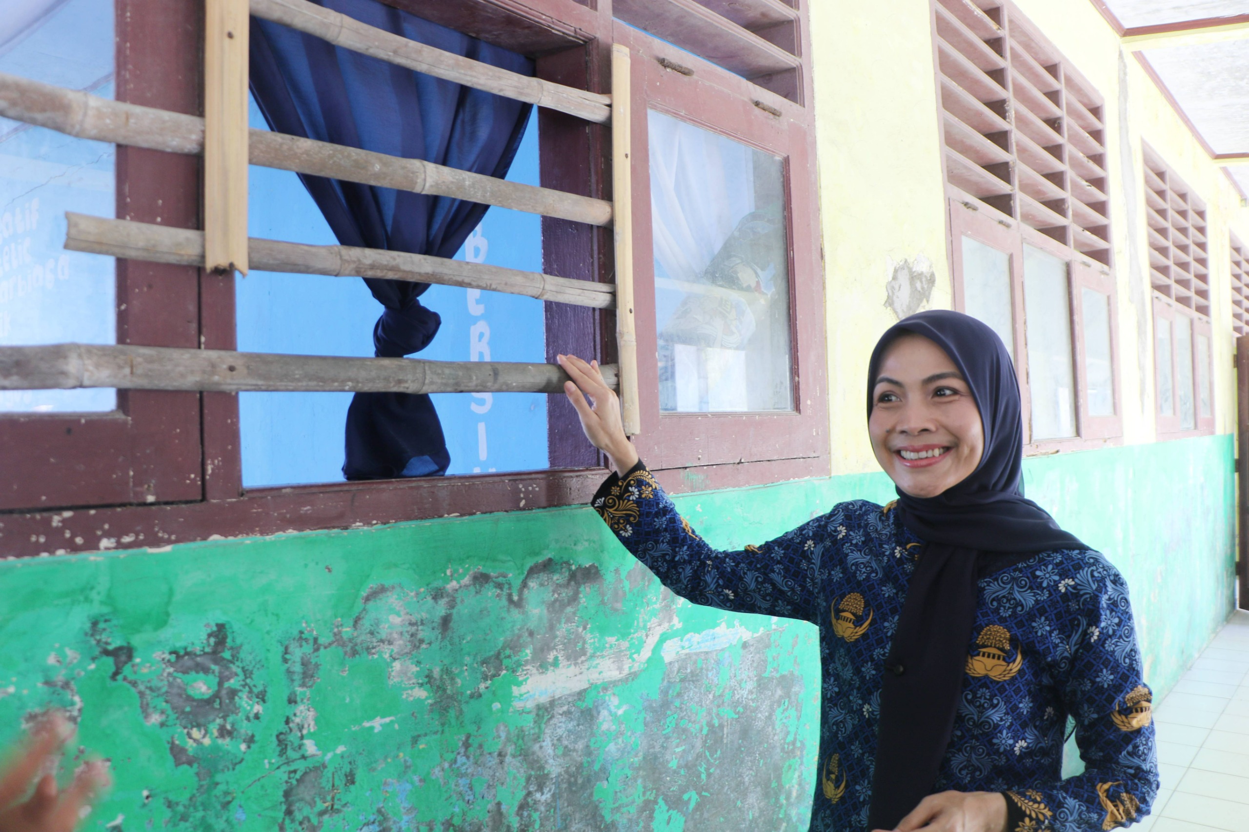 tinjau-smpn-2-tirtayasa-bupati-serang-pastikan-3-ruang-kelas-direvitalisasi-tahun-ini